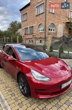 Седан Tesla Model 3 2018 в 