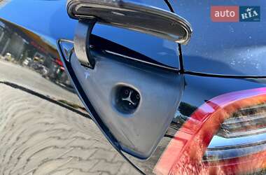 Седан Tesla Model 3 2023 в 