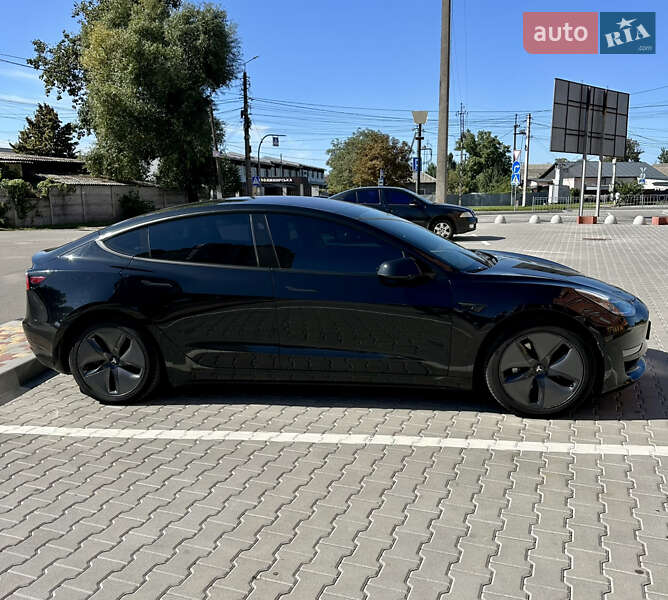 Седан Tesla Model 3 2018 в Києві