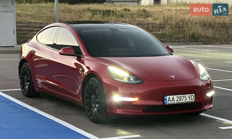 Tesla Model 3 2022