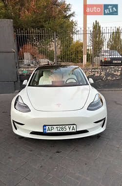 Седан Tesla Model 3 2019 в Запоріжжі