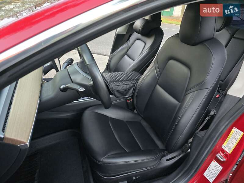 Седан Tesla Model 3 2018 в Черкассах фото 18 Седан Tesla Model 3 2018 в Черкассах