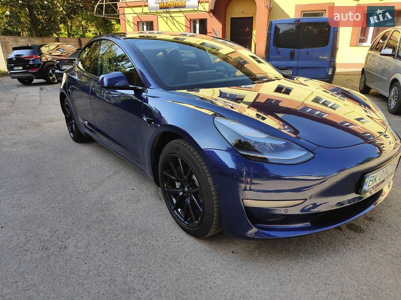 Седан Tesla Model 3 2022 в Ровно фото 18 Седан Tesla Model 3 2022 в Ровно
