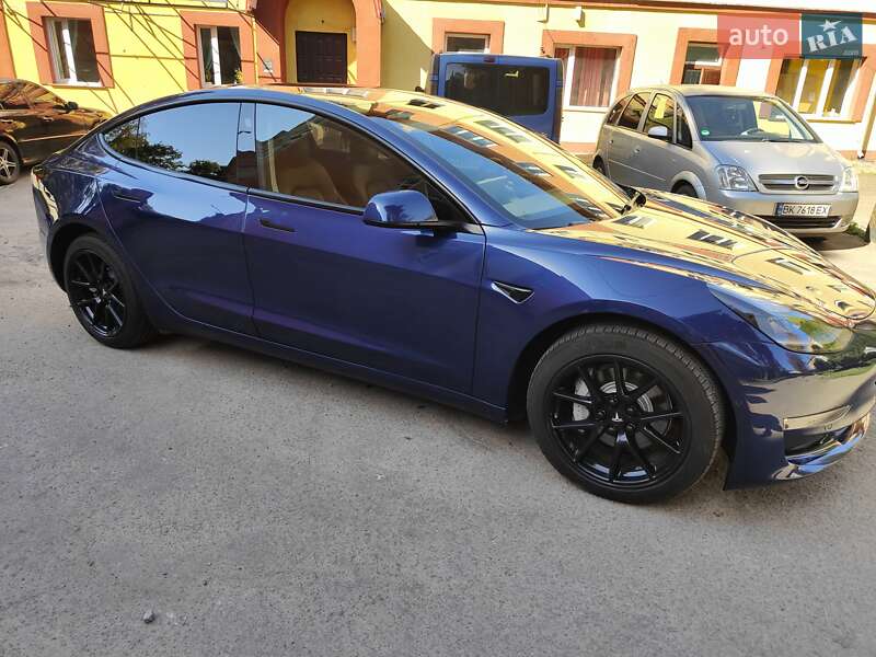 Седан Tesla Model 3 2022 в Ровно фото 15 Седан Tesla Model 3 2022 в Ровно