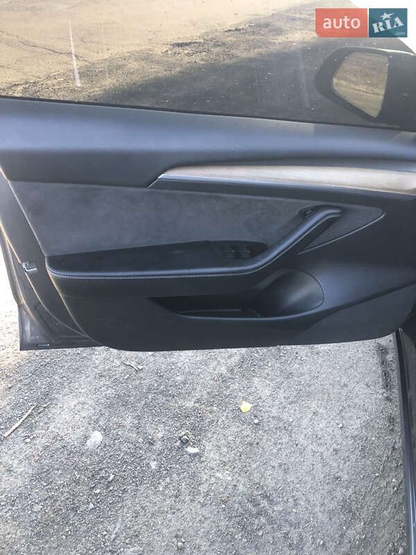 Седан Tesla Model 3 2022 в Луцьку фото 13 Седан Tesla Model 3 2022 в Луцьку