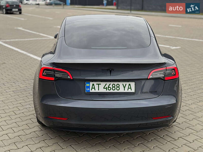 Седан Tesla Model 3 2023 в Івано-Франківську фото 3 Седан Tesla Model 3 2023 в Івано-Франківську