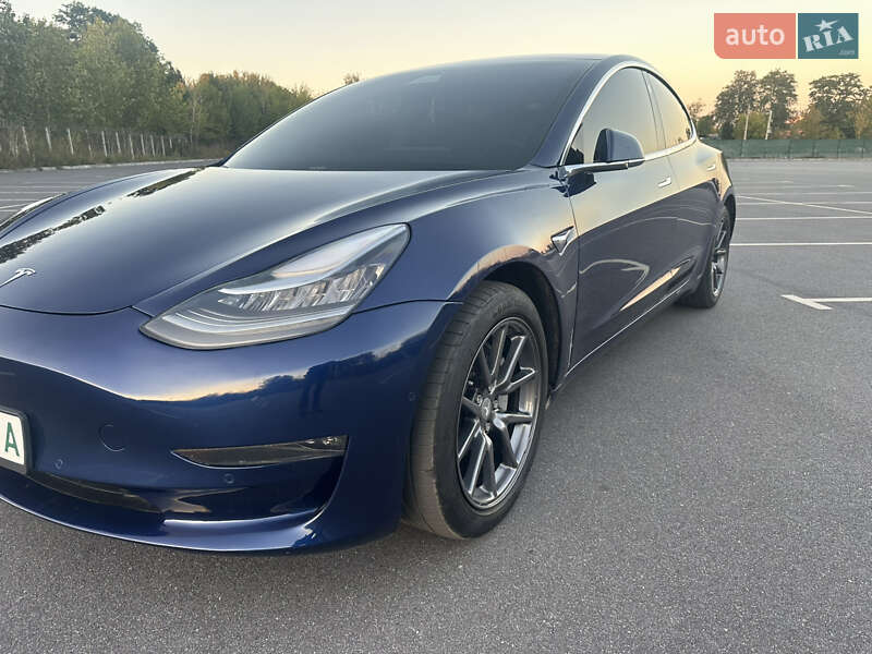 Седан Tesla Model 3 2018 в Виннице фото 26 Седан Tesla Model 3 2018 в Виннице