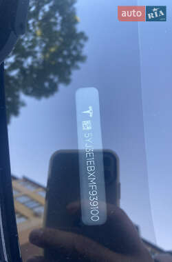 Седан Tesla Model 3 2021 в Івано-Франківську