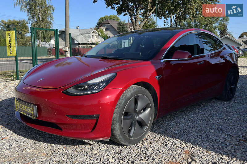 Седан Tesla Model 3 2019 в Коломиї