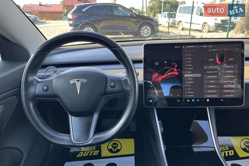Седан Tesla Model 3 2019 в Коломиї