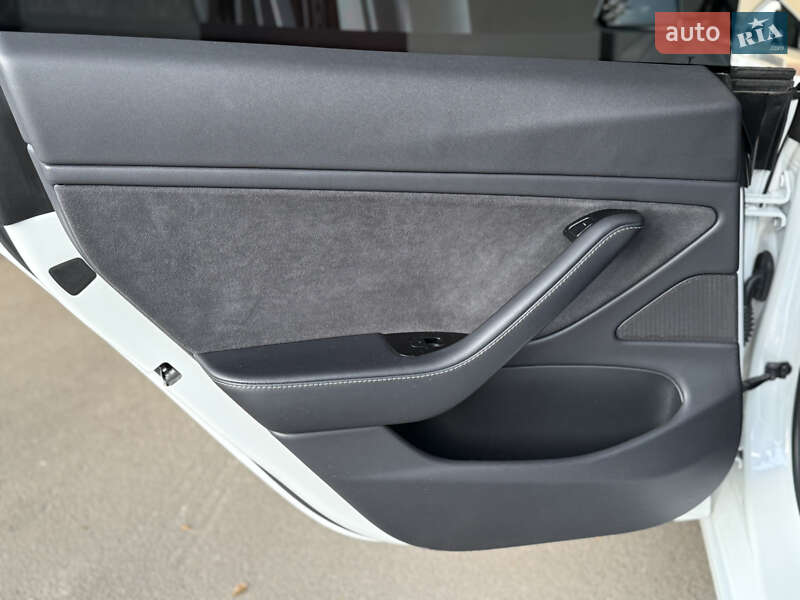 Седан Tesla Model 3 2017 в Харкові фото 20 Седан Tesla Model 3 2017 в Харкові