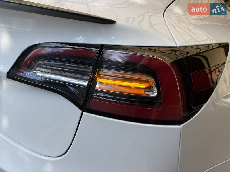 Седан Tesla Model 3 2017 в Харкові фото 30 Седан Tesla Model 3 2017 в Харкові