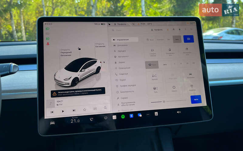 Седан Tesla Model 3 2022 в Львове