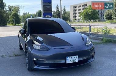 Седан Tesla Model 3 2018 в 