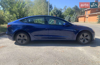 Седан Tesla Model 3 2020 в Киеве