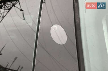 Седан Tesla Model 3 2020 в 