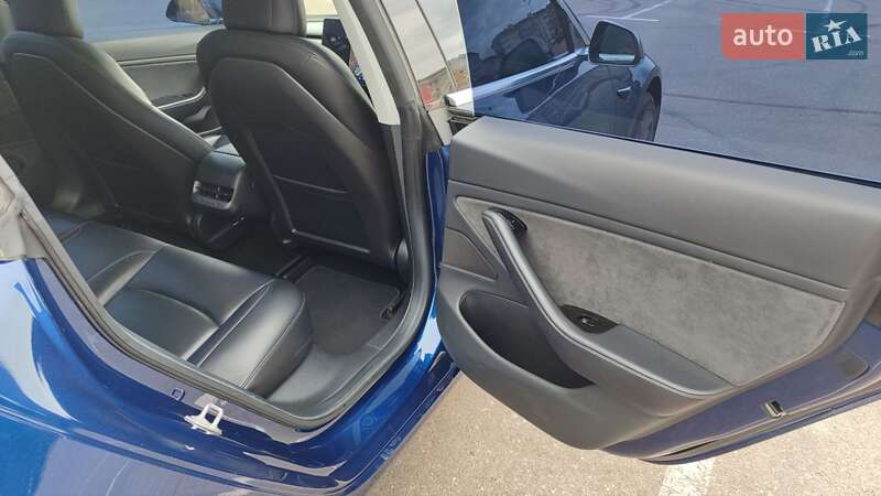 Седан Tesla Model 3 2018 в Києві фото 15 Седан Tesla Model 3 2018 в Києві