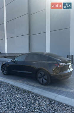 Седан Tesla Model 3 2019 в 