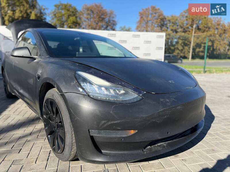 Седан Tesla Model 3 2018 в Луцьку