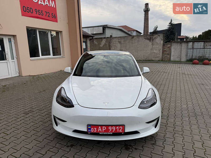 Седан Tesla Model 3 2020 в Луцке