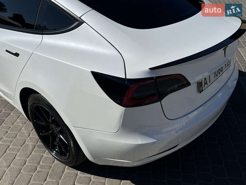 Седан Tesla Model 3 2021 в Белой Церкви
