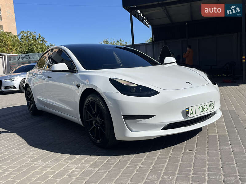 Седан Tesla Model 3 2021 в Белой Церкви
