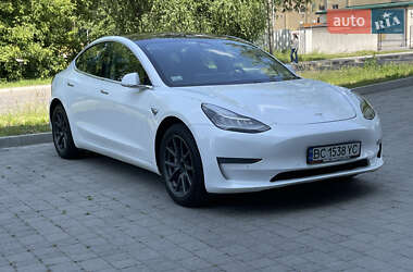 Седан Tesla Model 3 2019 в 