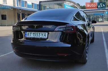 Седан Tesla Model 3 2018 в 