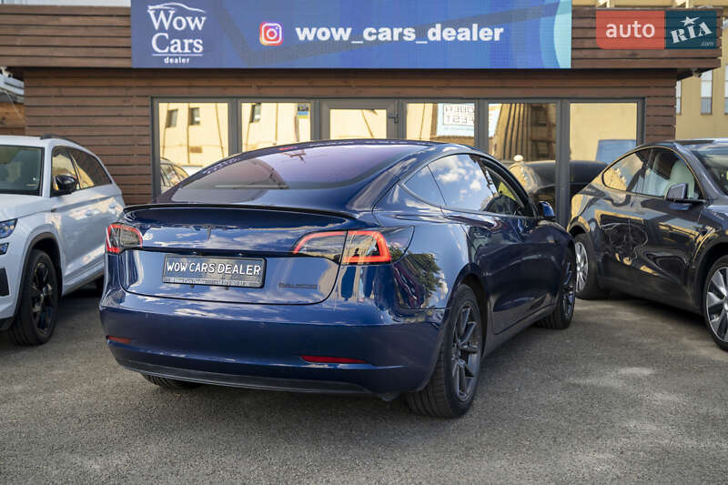 Седан Tesla Model 3 2018 в Києві
