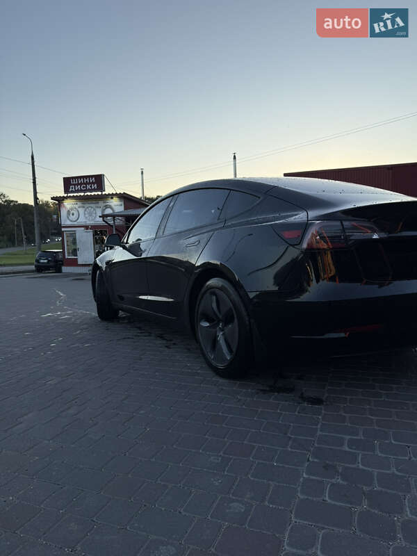Седан Tesla Model 3 2018 в Хмельницком