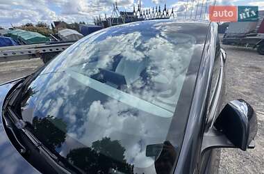 Седан Tesla Model 3 2024 в 