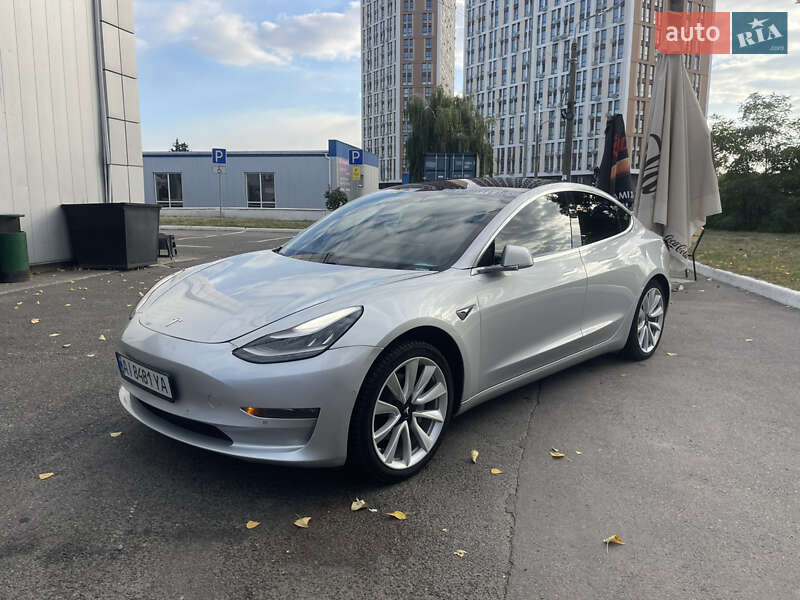 Седан Tesla Model 3 2018 в 