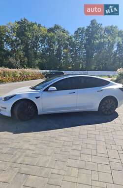 Седан Tesla Model 3 2023 в Луцке