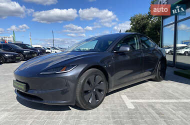 Седан Tesla Model 3 2024 в Киеве
