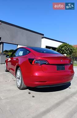 Седан Tesla Model 3 2022 в Стрые