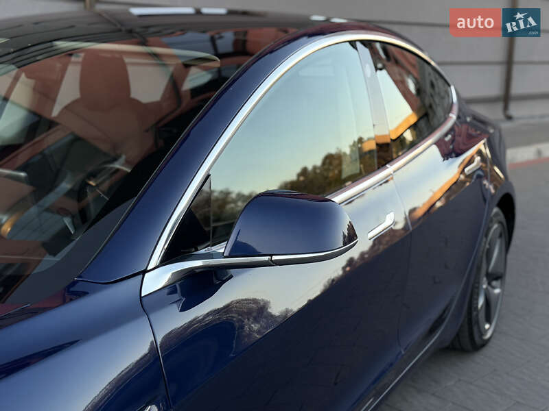 Седан Tesla Model 3 2018 в Дрогобыче фото 13 Седан Tesla Model 3 2018 в Дрогобыче