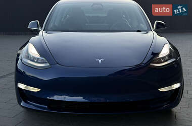 Седан Tesla Model 3 2018 в 