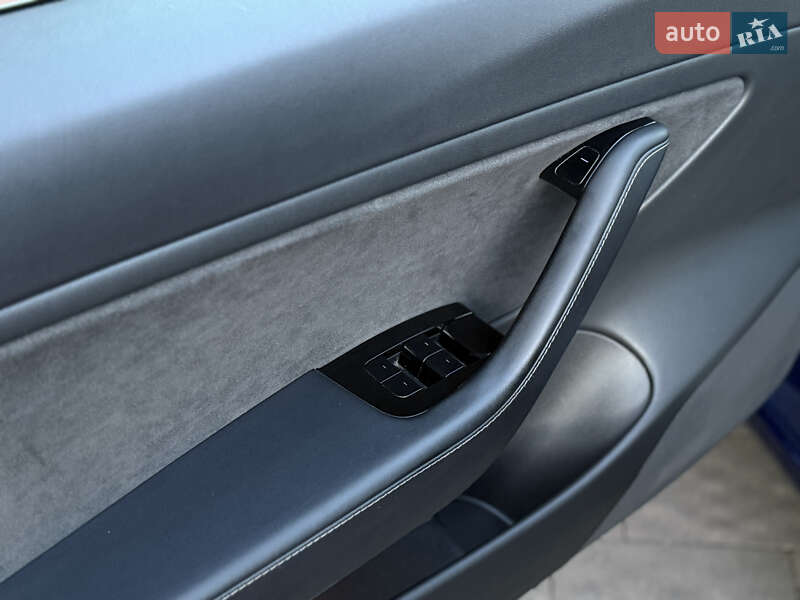 Седан Tesla Model 3 2018 в Дрогобыче фото 49 Седан Tesla Model 3 2018 в Дрогобыче