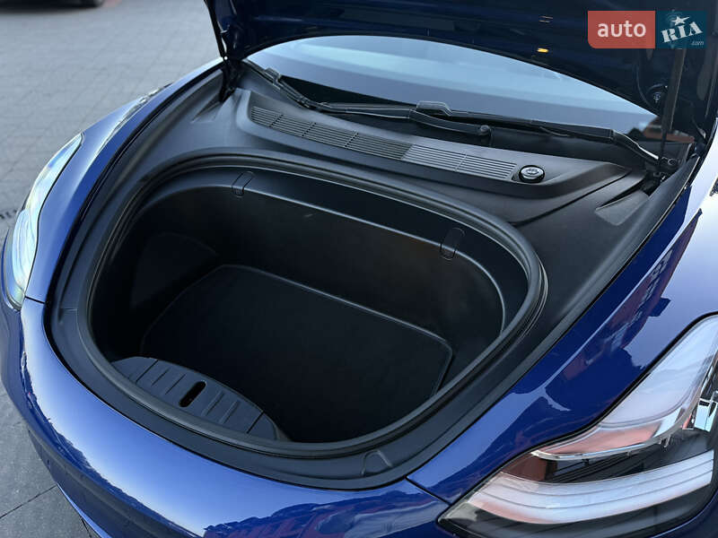 Седан Tesla Model 3 2018 в Дрогобыче фото 62 Седан Tesla Model 3 2018 в Дрогобыче