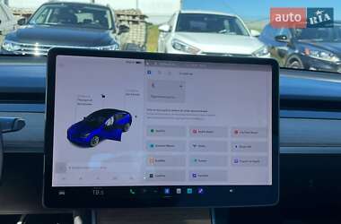 Седан Tesla Model 3 2018 в 