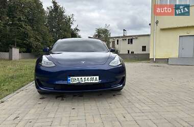 Седан Tesla Model 3 2023 в 