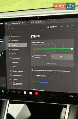 Седан Tesla Model 3 2019 в 