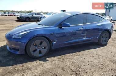 Tesla Model 3 2022