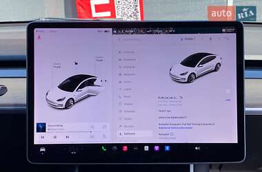 Седан Tesla Model 3 2019 в 