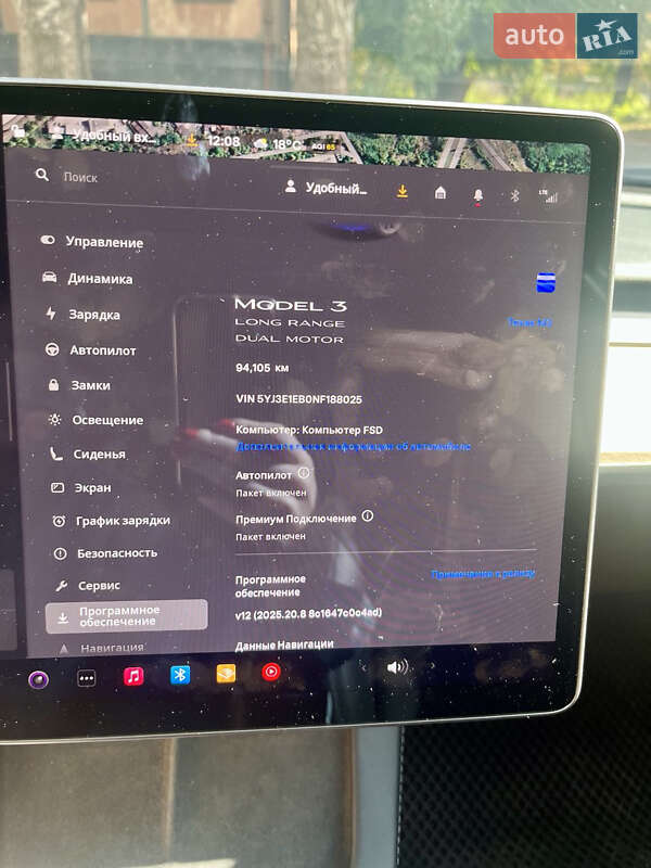 Седан Tesla Model 3 2022 в Киеве
