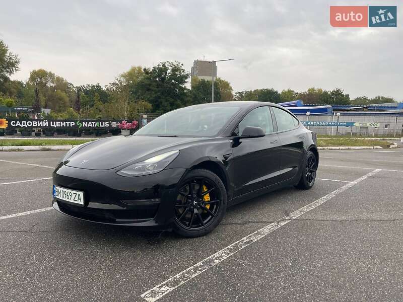 Седан Tesla Model 3 2023 в Киеве