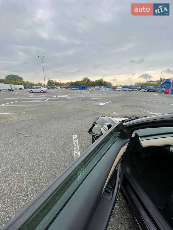 Седан Tesla Model 3 2023 в Киеве