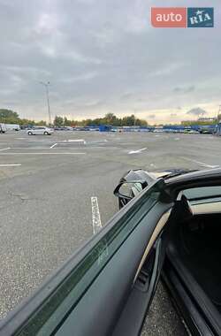 Седан Tesla Model 3 2023 в 