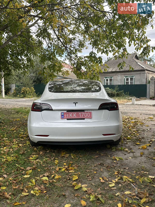 Седан Tesla Model 3 2019 в Дніпрі
