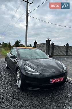 Седан Tesla Model 3 2019 в 